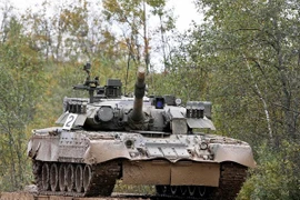 Nga tái biên chế 3000 xe tăng cũ, dấu hiệu ngân sách quốc phòng "hụt hơi"?