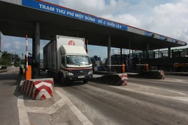 Xe tải nặng, container được giảm 10% phí BOT trên QL5 từ 1-8-2016