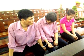 Biết thực phẩm chức năng giả nhập từ Trung Quốc vẫn hám lợi tung ra thị trường