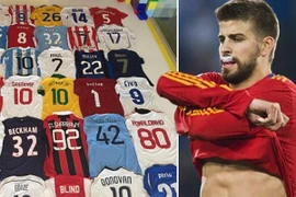 Pique khoe bộ sưu tập áo đấu “siêu khủng” khiến ai cũng thèm muốn