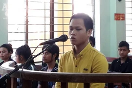 Khống chế nữ sinh lớp 8 đưa vào rừng keo hãm hiếp, nam thanh niên lĩnh án 7 năm tù