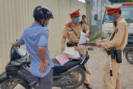 Nhiều “ma men” bị... xử lý sau khi rời tiệc cưới