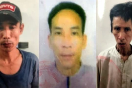 Nẫng điện thoại Vertu khi thấy bị hại say rượu ngủ trước cửa nhà