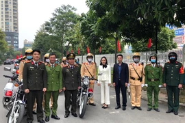 Hình ảnh đẹp chiến sỹ Công an Thủ đô trong con mắt người dân