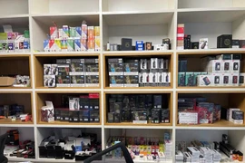 Phát hiện thu giữ hàng nghìn máy hút thuốc lá điện tử giá trị gần nửa tỷ đồng