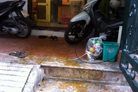 Bị kẻ xấu "khủng bố" bằng "bom bẩn"