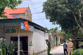 Bắt giữ nghi can cố thủ trong nhà sau nhiều tiếng súng nổ khiến 2 người tử vong