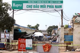 Phong toả Chợ đầu mối phía Nam do tiểu thương bán trứng nghi nhiễm Covid-19