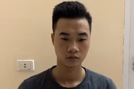 Vào mạng xã hội làm quen bé gái rồi rủ đi giao cấu