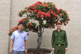 Cây hoa Mẫu đơn hơn 120 triệu đồng bỗng dưng “biến mất” đã trở về với chủ nhân