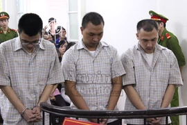 Nhóm sinh viên "tung chưởng" rồi dùng dao đâm chết bạn ngay tại học đường