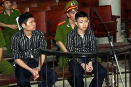 Dừng phiên toà, trả hồ sơ điều tra bổ sung vụ vứt xác phi tang ở TMV Cát Tường