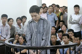 Án mạng vì mất 60 nghìn đồng trong khi chơi "tá lả" ăn tiền