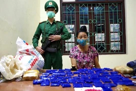 Phá chuyên án bắt "nữ quái” vận chuyển 12.000 viên ma tuý tổng hợp 