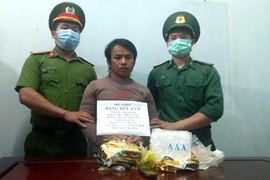 Bị bắt khi đang vận chuyển thuê 2kg ma tuý