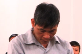 Đi buôn hàng giả, lĩnh án thật