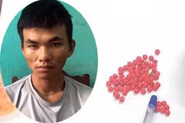 Vừa thấy Công an vội vàng phi tang ma túy, nhưng không thoát 