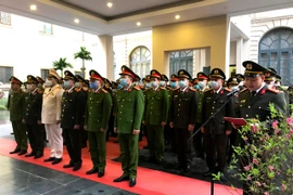 Công an Hà Nội tri ân các anh hùng liệt sỹ Công an Thủ đô