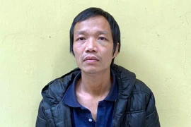 Nửa đêm mò ra chợ Long Biên trộm cắp