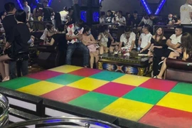 Cả trăm đối tượng tụ tập tại quán bar có biểu hiện sử dụng trái phép chất ma tuý