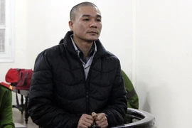 Bị vợ "cắm sừng", gọi tình địch đến nhà, đâm gục tại chỗ