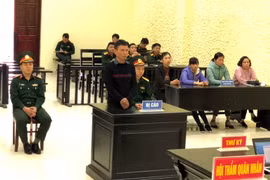 Lĩnh án 30 tháng tù vì trộm cắp bình ắc quy tại các trạm phát sóng Viettel 