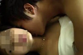 Dọa tung clip sex để tống tiền bạn gái