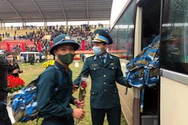 Thị xã Sơn Tây, Hà Nội tổ chức Lễ giao nhận quân năm 2021