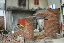 "Xẻo" đất của dân giao cho doanh nghiệp