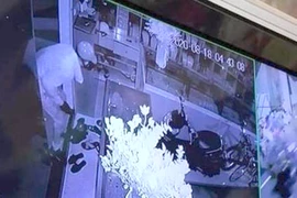 Đang điều tra vụ trộm 350 cây vàng xảy ra tại thị xã Sơn Tây