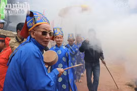 Độc đáo lễ hội nấu cơm thi ở làng Thị Cấm