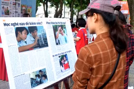 Giám sát chỉ tiêu tuyển sinh đại học qua thực trạng việc làm của cử nhân