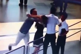 Nam hành khách hành hung nữ nhân viên hàng không có thể bị cấm bay