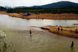 Quảng Bình: Tìm thấy thi thể nam thanh niên bị lũ cuốn trôi 