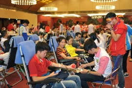 30.000 người tham dự lễ hội hiến máu lớn nhất trong năm tại Hà Nội