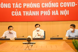 Bí thư Thành ủy Hà Nội chỉ đạo phun khử khuẩn diện rộng, chủ động ngăn chặn và khống chế dịch Covid-19
