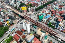 Nhìn từ flycam cầu vượt trên tuyến đường nghìn tỷ ở quận Long Biên, Hà Nội