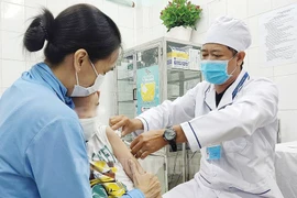 Hà Nội mở đợt tiêm vaccine phòng bệnh sởi quy mô lớn cho trẻ từ 1 đến 5 tuổi