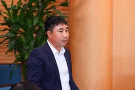 Tiến độ cải tạo chung cư cũ, triển khai cho thuê vỉa hè ở Hà Nội như thế nào?