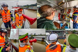 Theo chân Công an Thủ đô đi tuần tra dọc sông Hồng chủ động ứng phó siêu bão Ragasa 