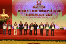 Hà Nội vinh danh 10 Công dân Thủ đô ưu tú 2020