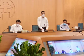 Hà Nội xem xét dừng thêm một số loại hình kinh doanh không thiết yếu như bia hơi...