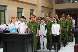 Hà Nội: Xét xử điểm, trực tuyến các đối tượng lừa đảo qua mạng để răn đe