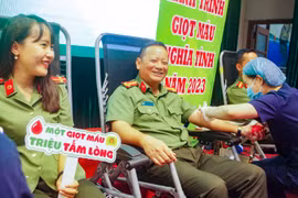 Công an Hà Nội phát động hành trình "Giọt máu nghĩa tình 2023"