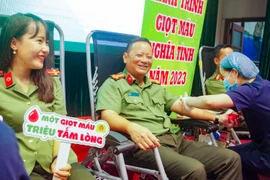 Công an Hà Nội phát động hành trình "Giọt máu nghĩa tình 2023"