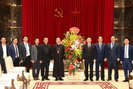 Tổng Giám mục Giáo phận Hà Nội mong muốn quan hệ với thành phố ngày càng gắn kết