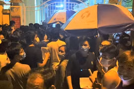 Hà Nội: Xử lý nghiêm khắc sự việc ở phường Trung Văn, không để tái diễn tập trung đông người tại điểm tiêm vaccine