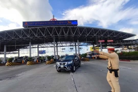 Hà Nội triển khai biện pháp tạm thời “thích ứng an toàn, linh hoạt, kiểm soát hiệu quả dịch Covid-19