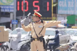 Hà Nội yêu cầu trực 24/7 để đảm bảo an toàn giao thông dịp nghỉ lễ 30/4 - 1/5