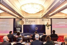 Bí Thư thành ủy Hà Nội Vương Đình Huệ phát biểu khai mạc tọa đàm Tham vấn về sáng kiến: Hà Nội-Thành phố sáng tạo 